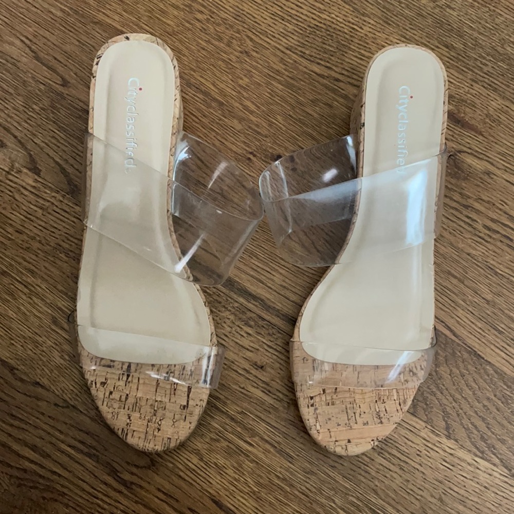 fab’rik Cork heel with clear straps